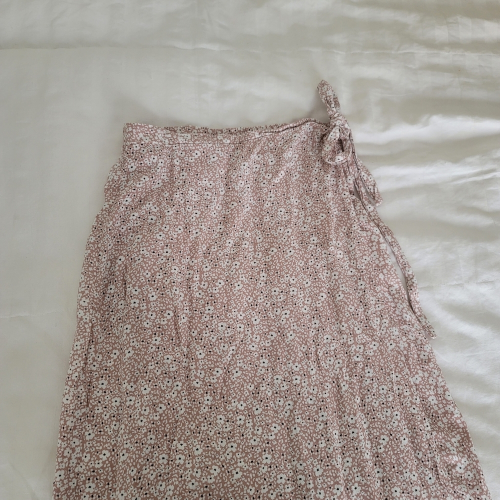 Neutral wrap skirt, M